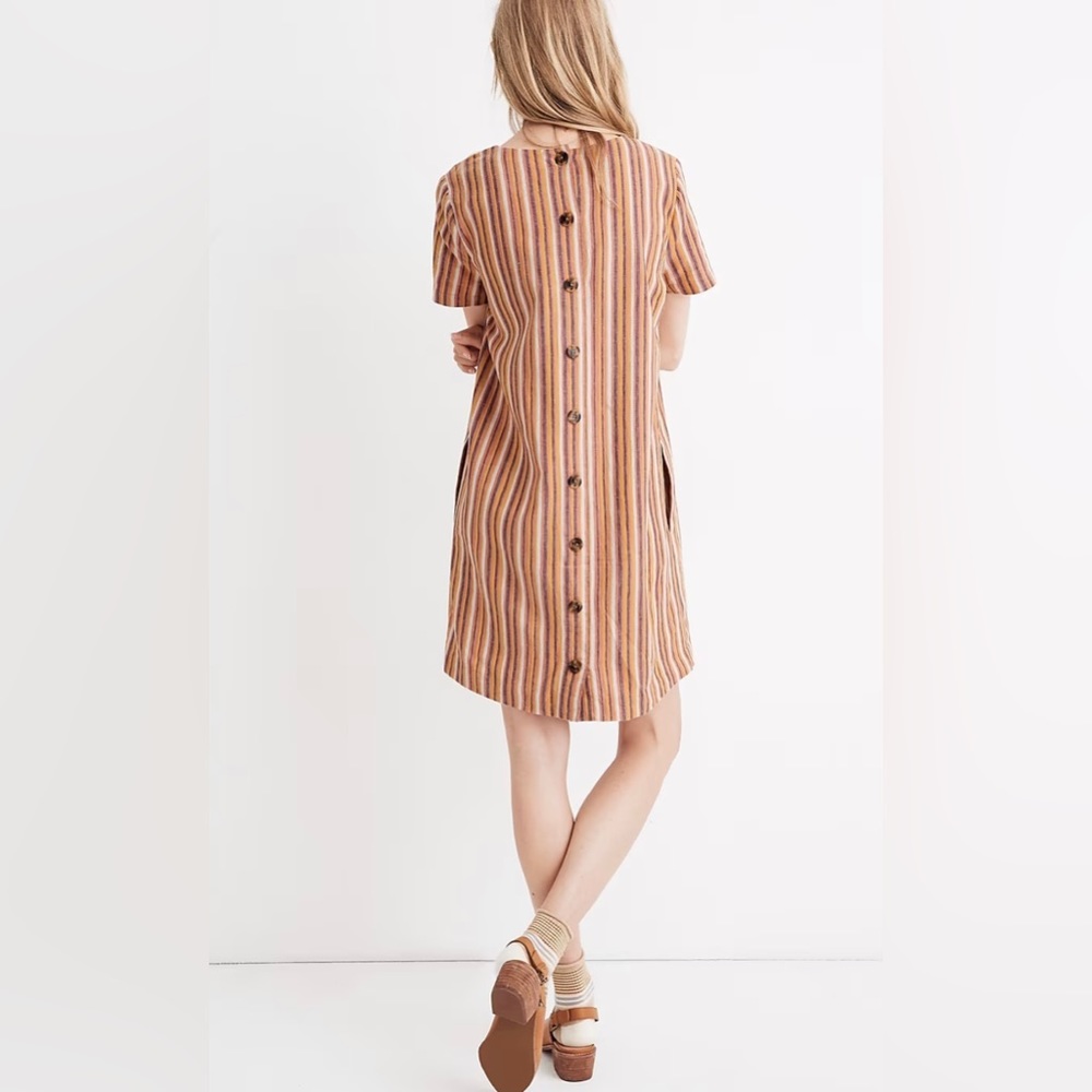 Button-Back Easy Dress in Rainbow Stripe size medium